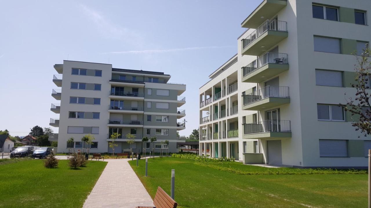 Lelle Resort B20 Balatonlelle Extérieur photo