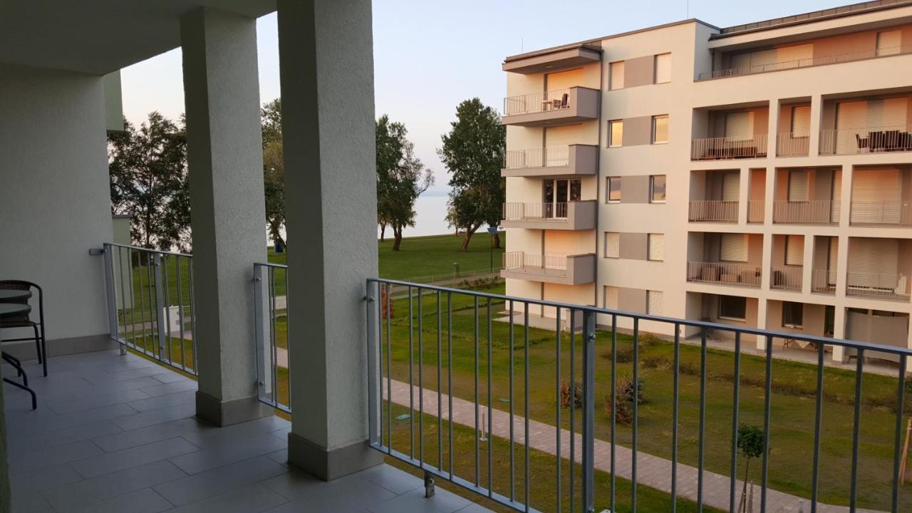 Lelle Resort B20 Balatonlelle Extérieur photo