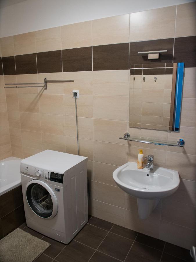 Lelle Resort B20 Balatonlelle Extérieur photo
